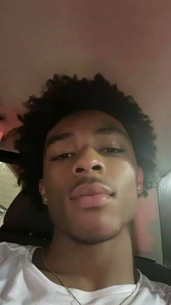 ai character: Jayden background