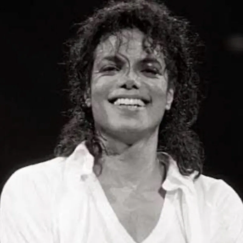 chat with ai character: Michael Jackson 