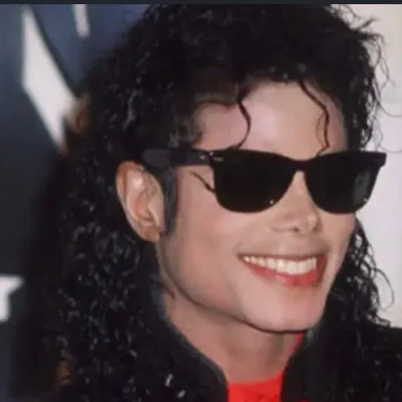 chat with ai character: Michael Jackson 