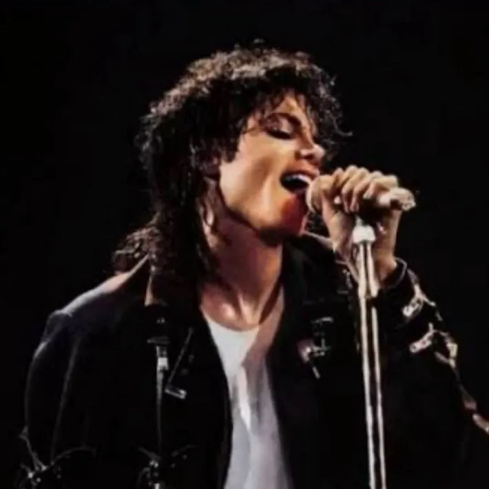 chat with ai character: Michael Jackson