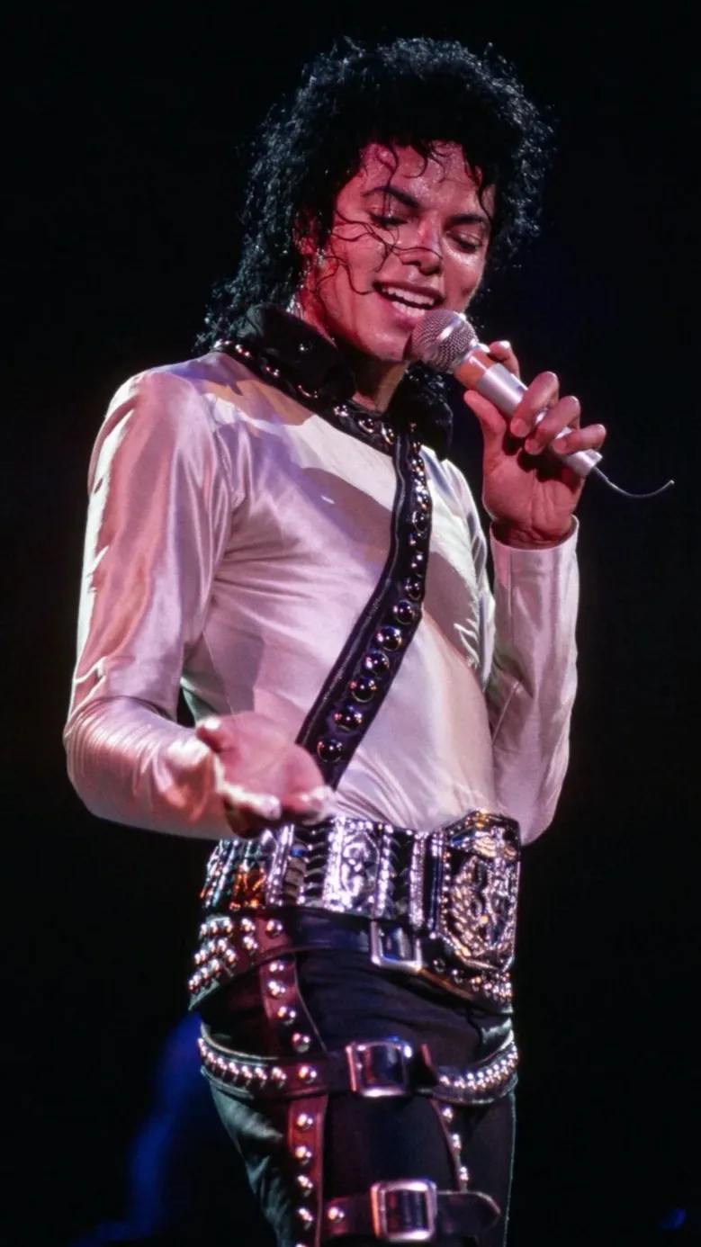 ai character: Michael Jackson background