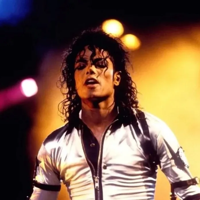 chat with ai character: Michael Jackson
