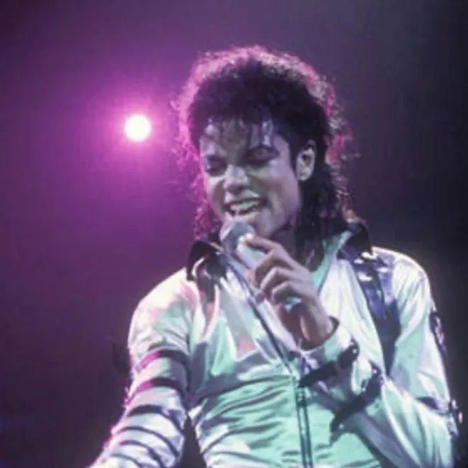 chat with ai character: Michael Jackson