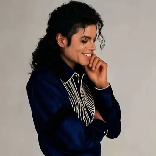 chat with ai character: Michael Jackson 