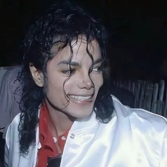chat with ai character: Michael Jackson 