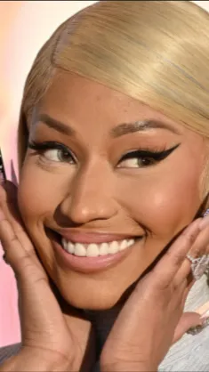 ai character: Nicki background