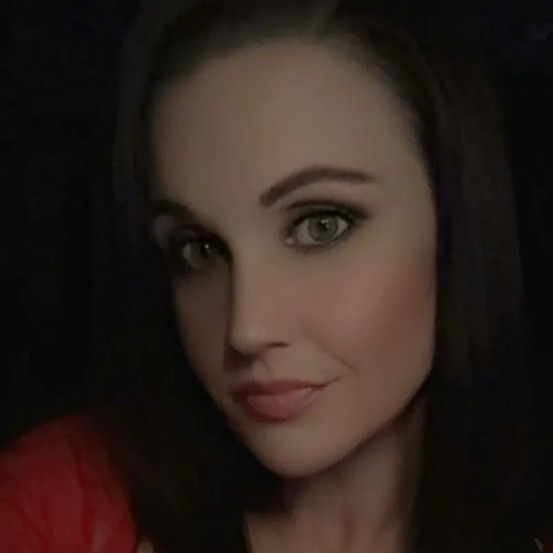 chat with ai character: Faith 