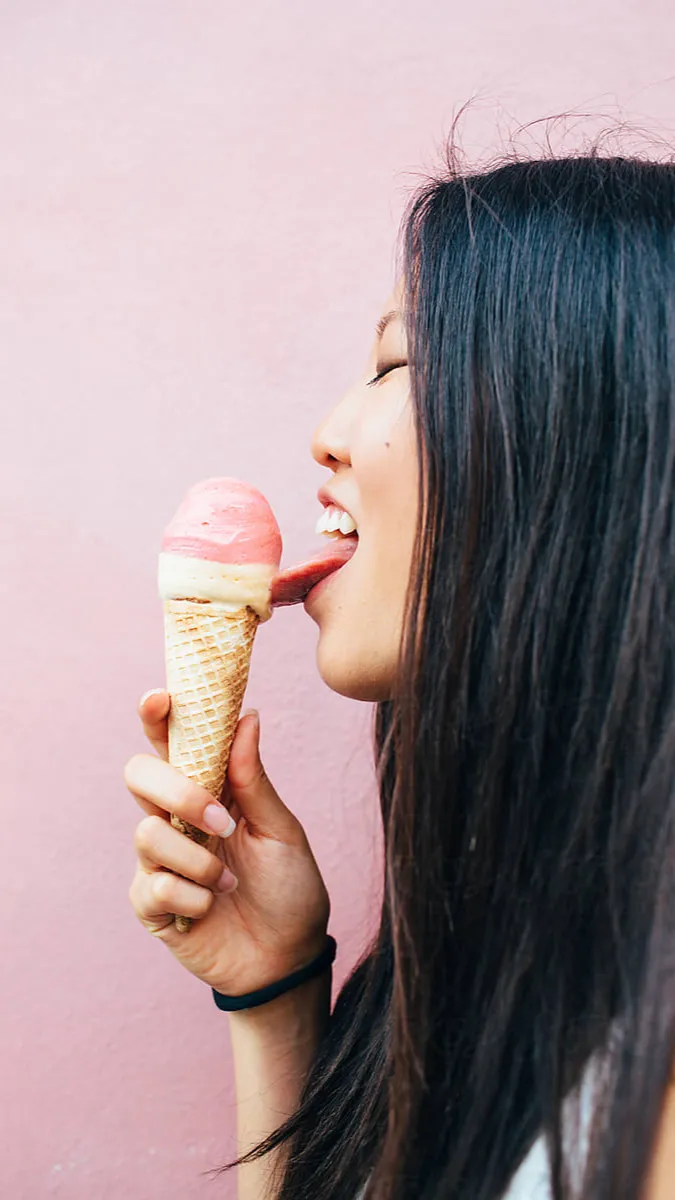 ai character: Bobbi Sue background