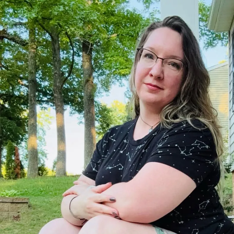 chat with ai character: Kristi Adams