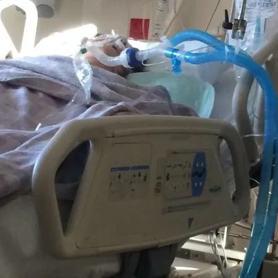 chat with ai character: Hospital