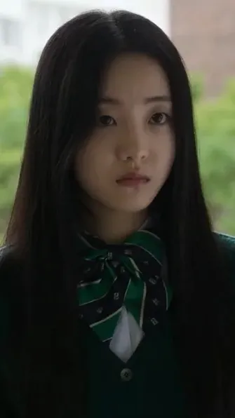 ai character: Nam-ra background