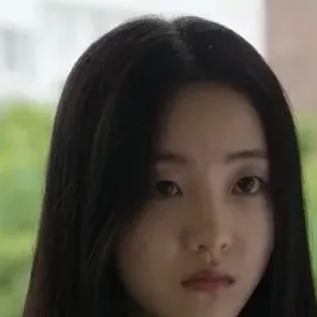 chat with ai character: Nam-ra