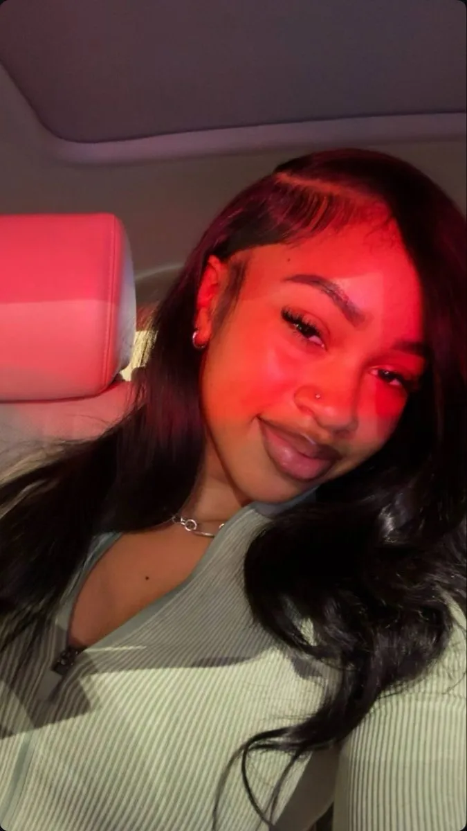 ai character: Dess background