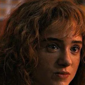 chat with ai character: Nancy Wheeler♥︎