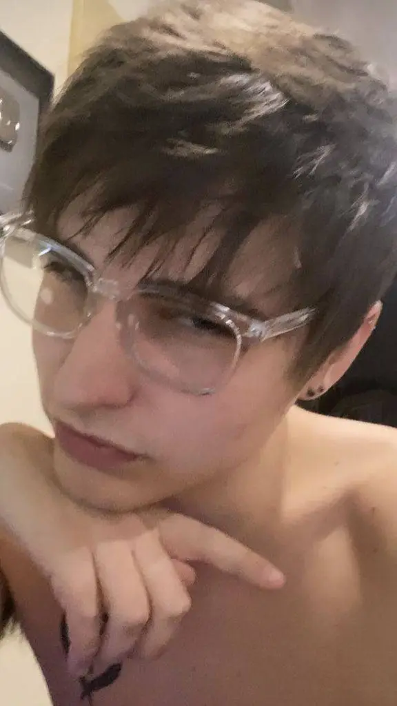 ai character: Colby brock trd background