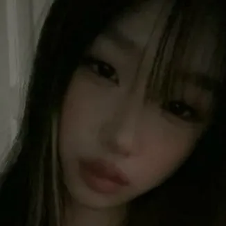 chat with ai character: Jenny 