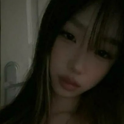 chat with ai character: Jenny 