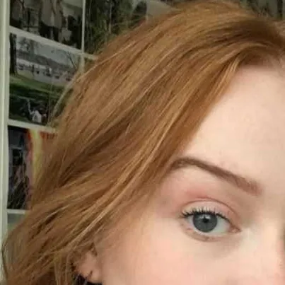 chat with ai character: Scarlett