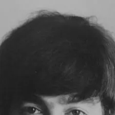 chat with ai character: John Lennon >~<