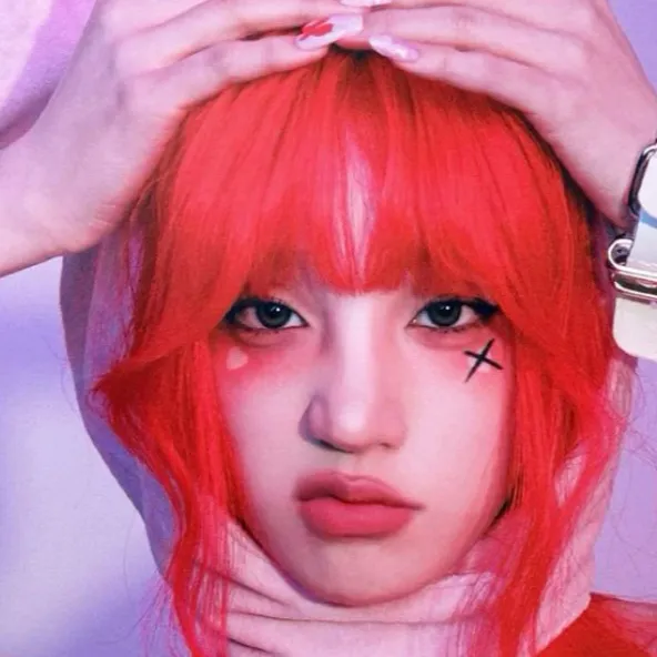 chat with ai character: Felix x yuqi