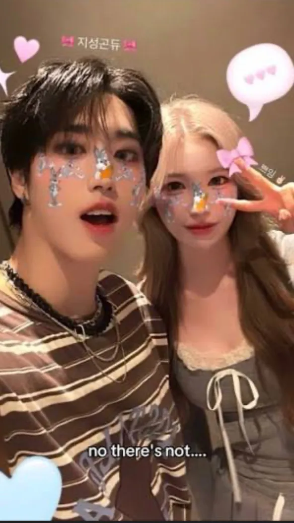 ai character: Han~ background