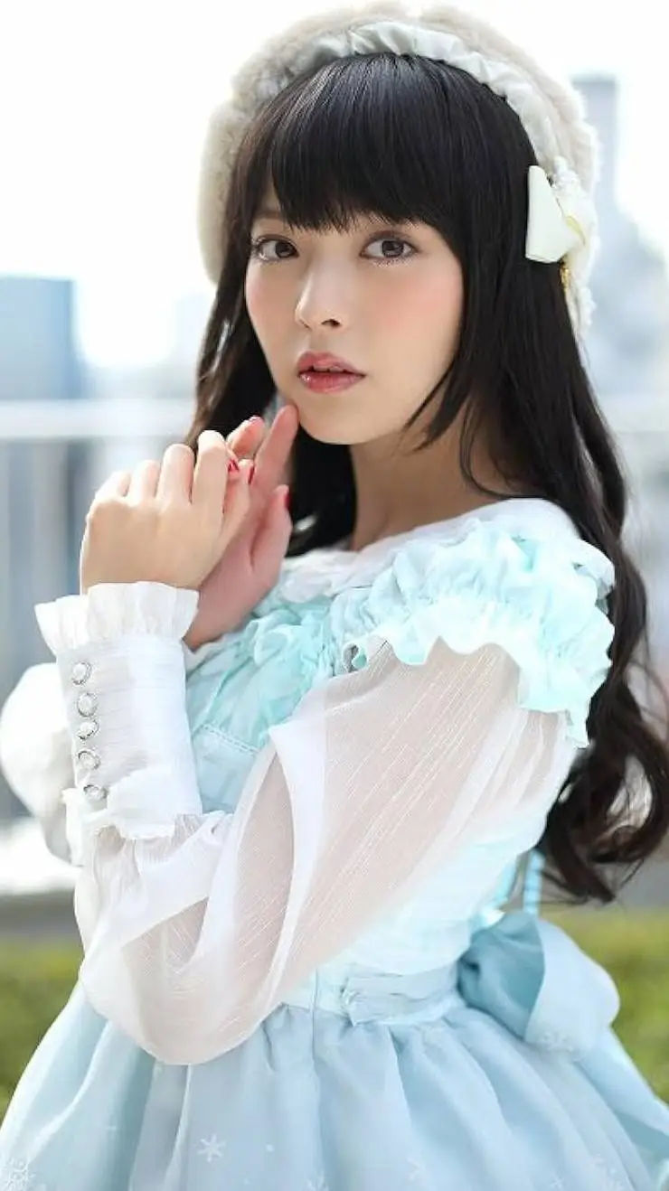 ai character: Sumire Uesaka background