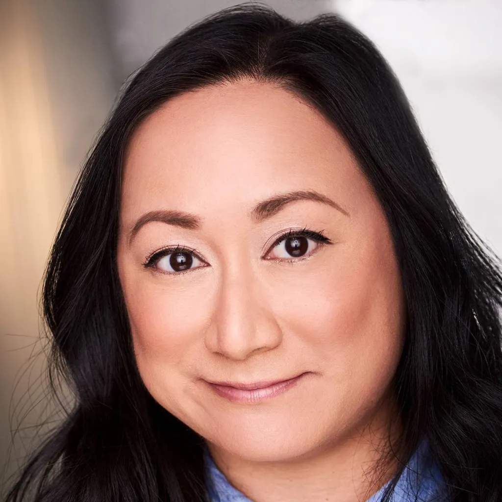 chat with ai character: Anne Yatco