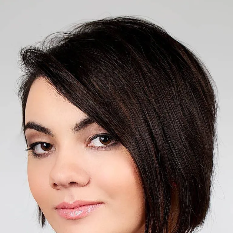 chat with ai character: Marissa Lenti