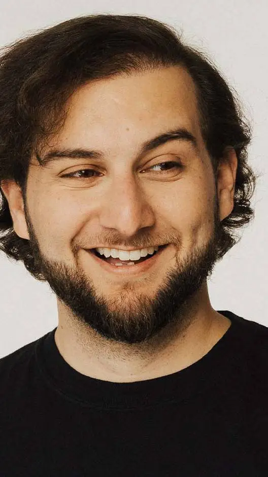 Talkie AI - Chat with Alejandro Saab