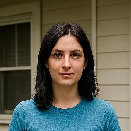 chat with ai character: Layla Doyle