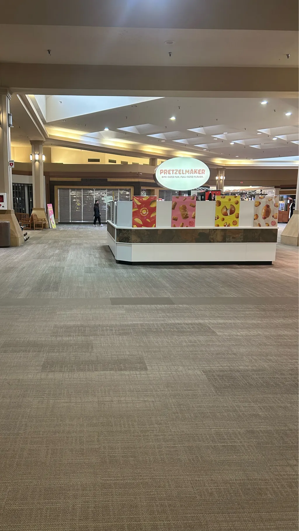 ai character: Columbia Mall  background