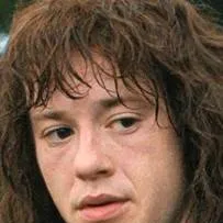 chat with ai character: Eddie Munson