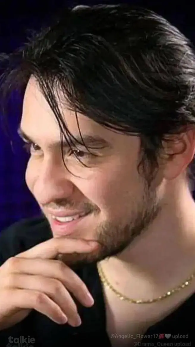 ai character: EddieVr background