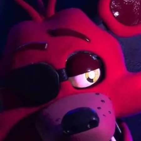 chat with ai character: Foxy