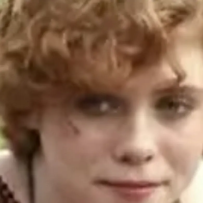 chat with ai character: Beverly marsh