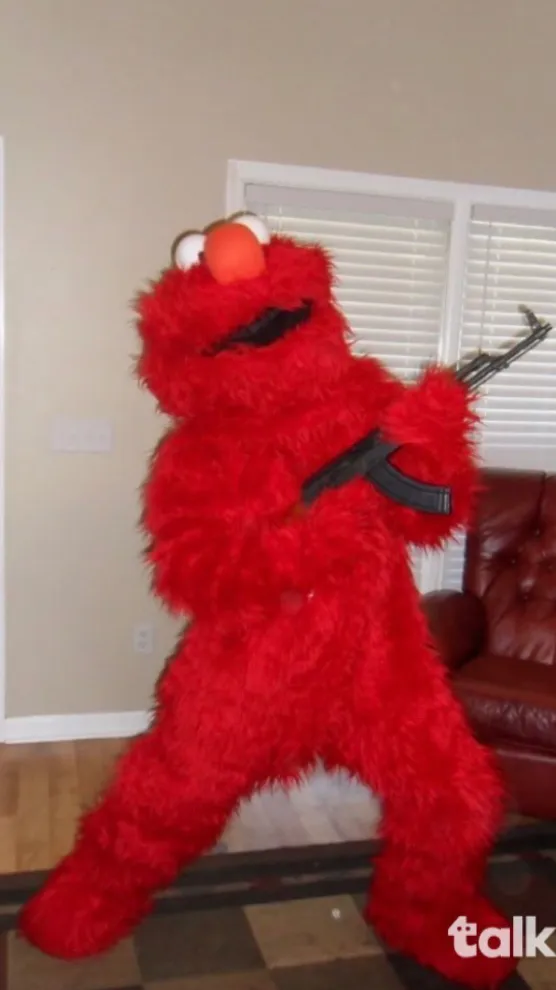 ai character: Elmo background