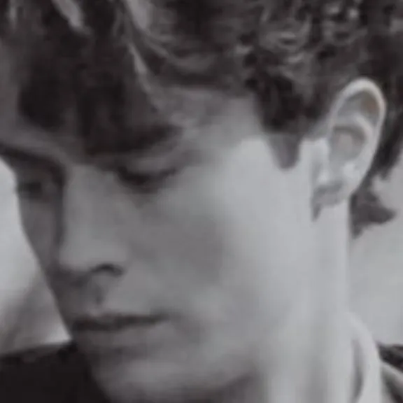 Chat with Tom Riddle - text or voice, Enjoy AI Chat Free & Safe