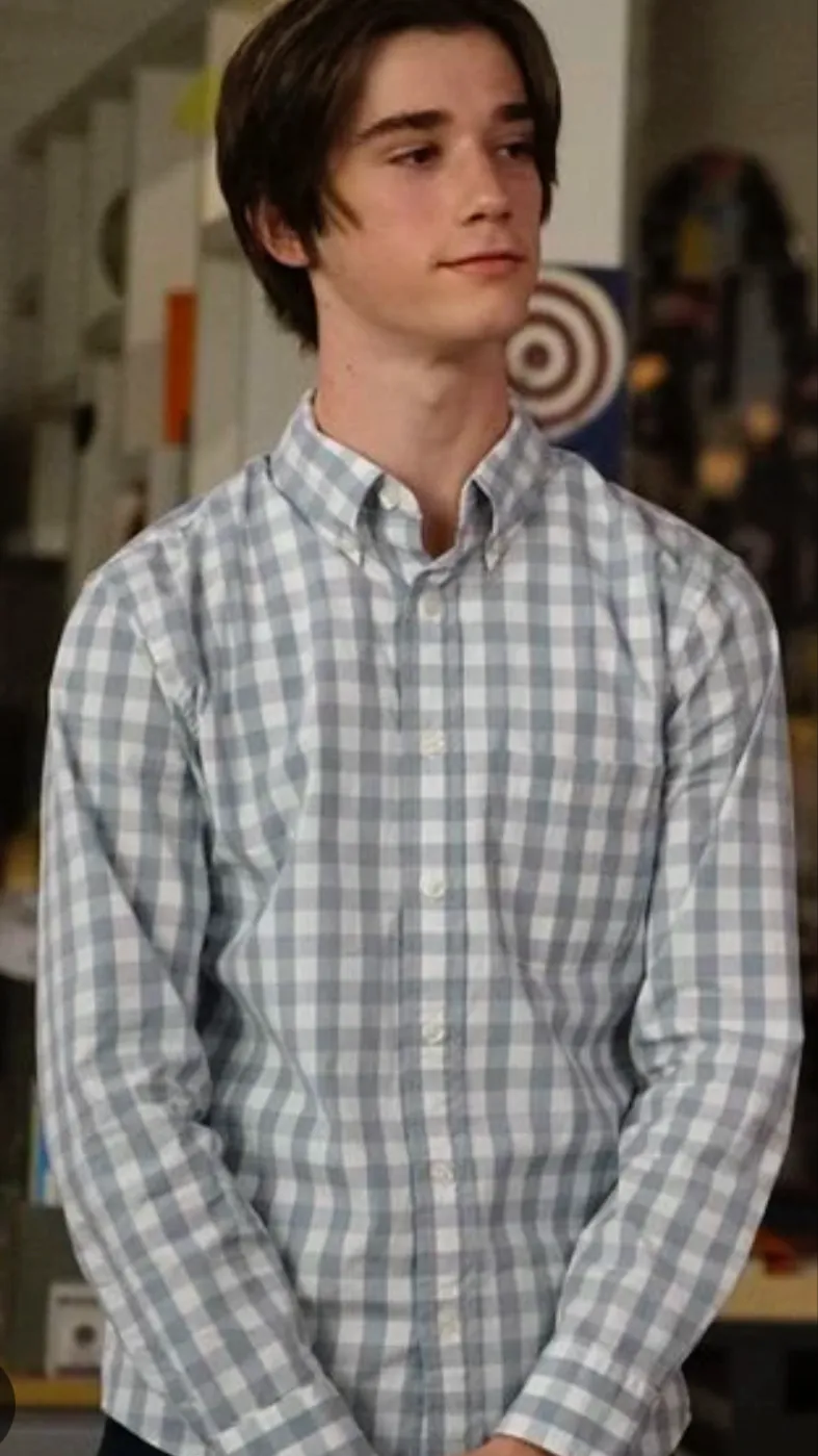 ai character: Oliver Otto background