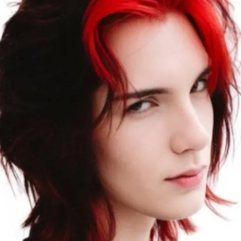 chat with ai character: Asteria