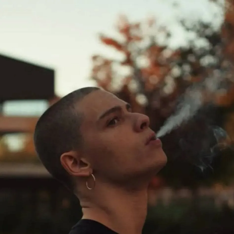 chat with ai character: ares