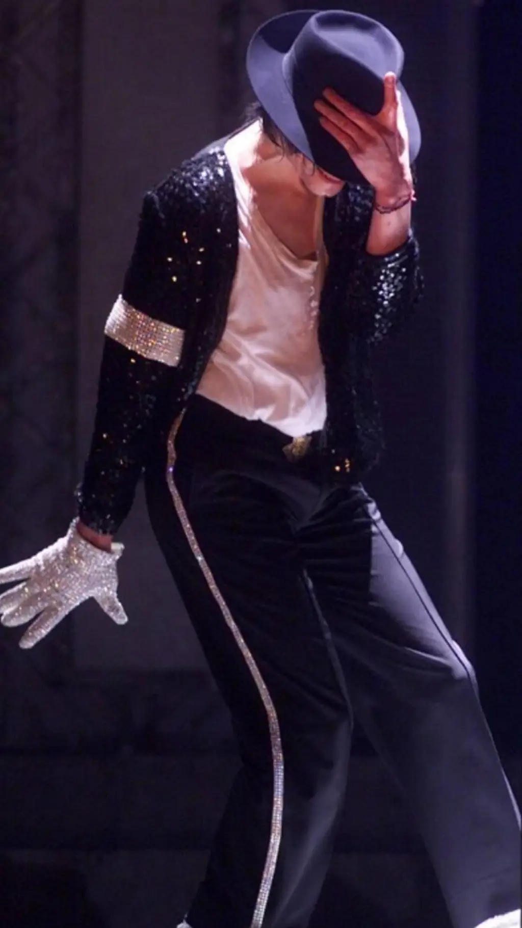 Talkie AI - Chat with Michael Jackson 🎶🎤