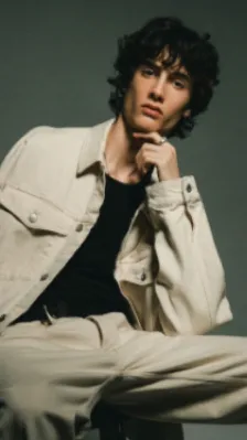 ai character: Sombr background