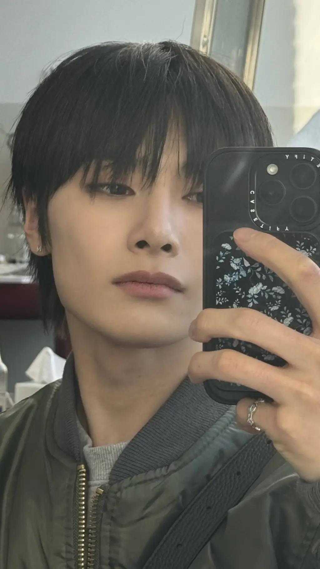 ai character: SKZ background