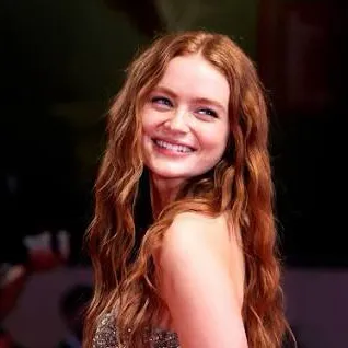 chat with ai character: Mayday park 