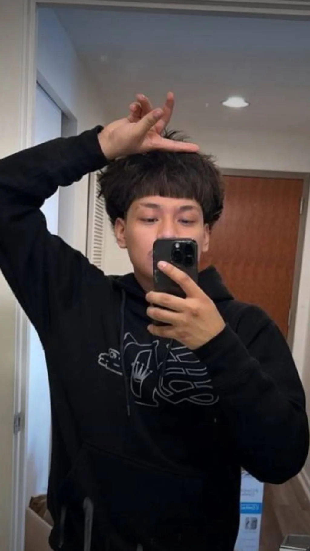 ai character: Edwin background