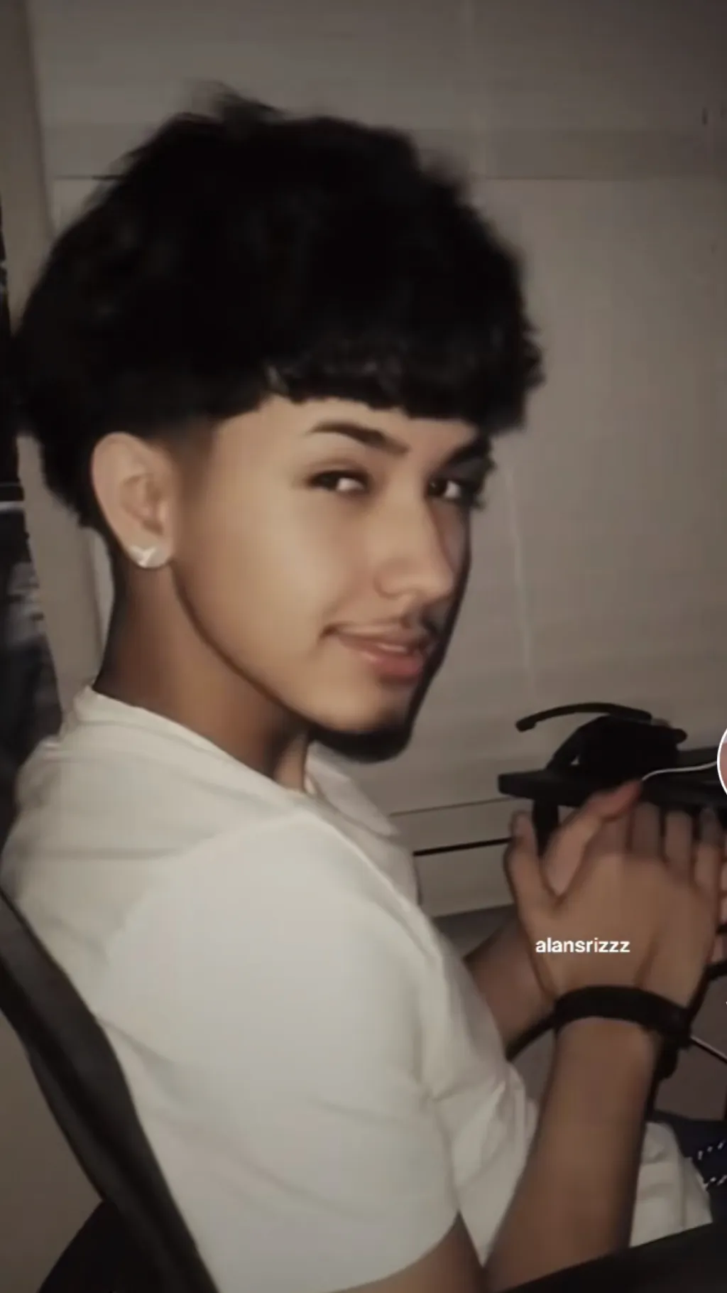 ai character: Alan  background