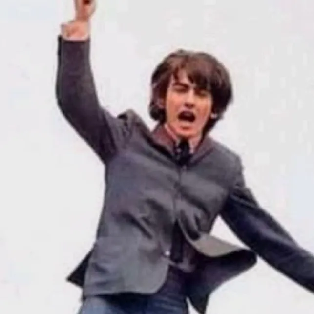 chat with ai character: The Beatles