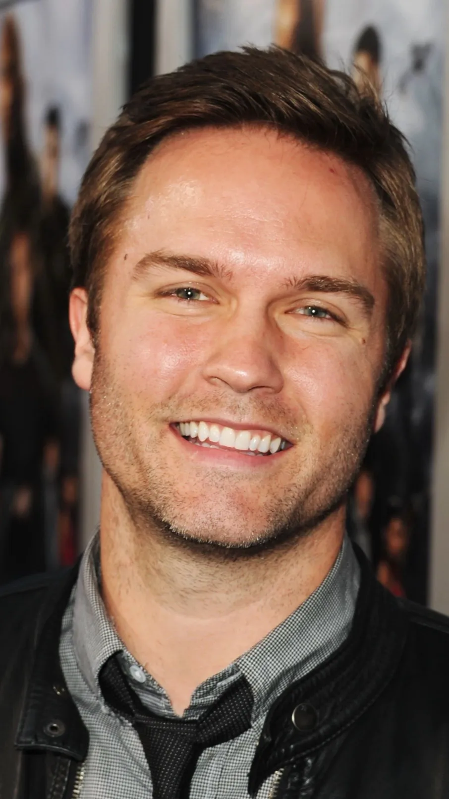 ai character: George Tucker background