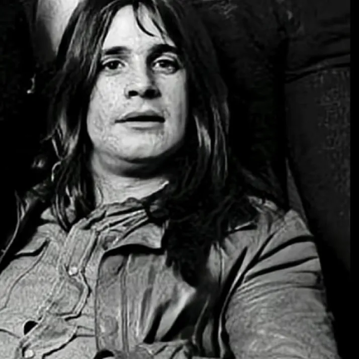 chat with ai character: Ozzy osborune🖤