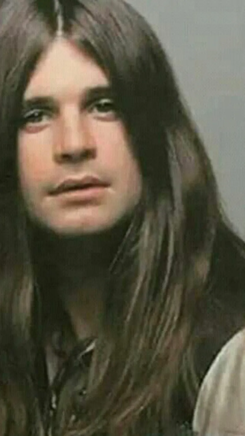 ai character: Ozzy osborune🖤 background